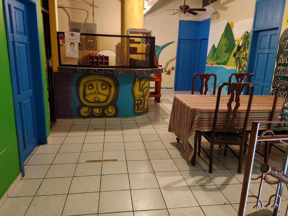 Hotel La Guacamayos La Ceiba Esterno foto