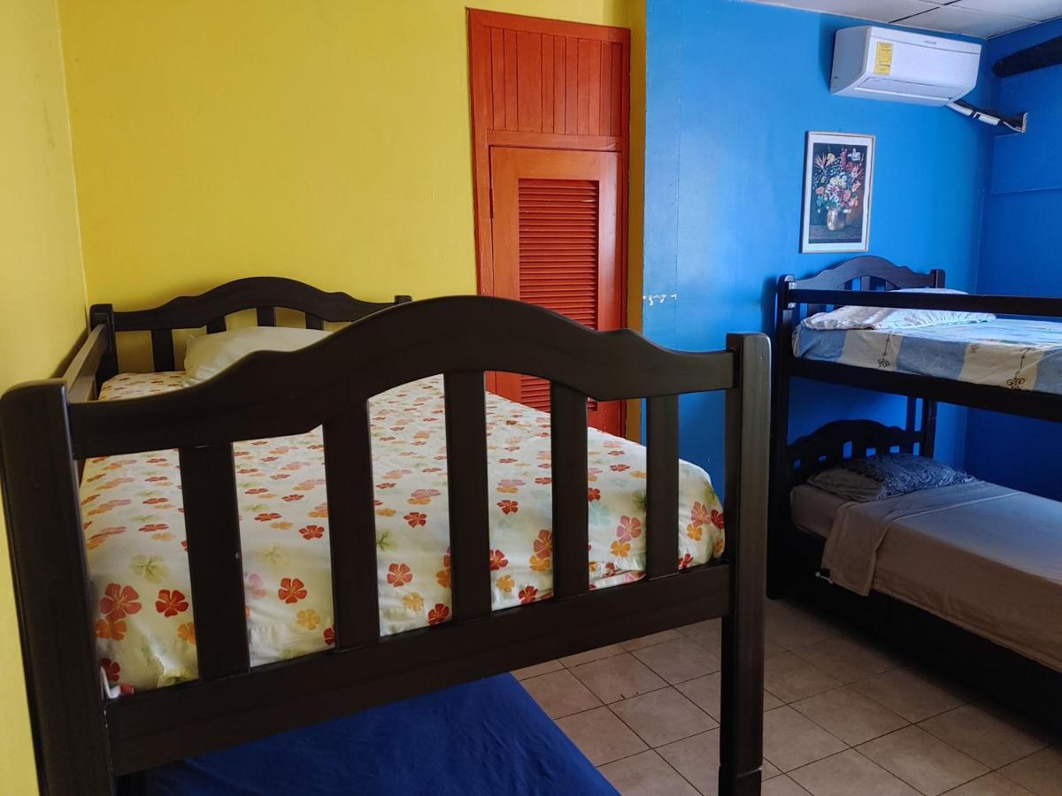 Hotel La Guacamayos La Ceiba Esterno foto