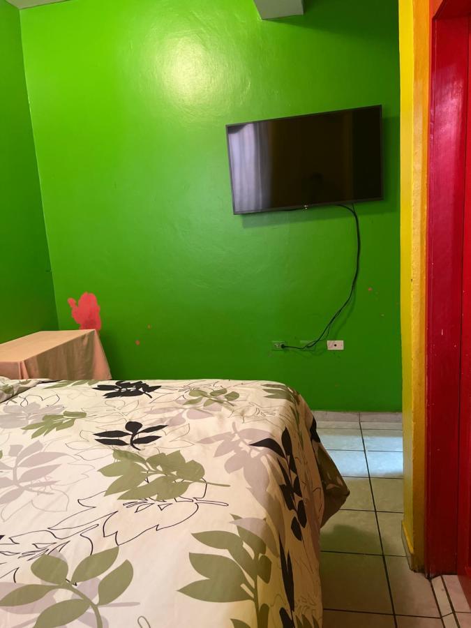Hotel La Guacamayos La Ceiba Esterno foto